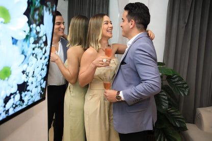 Rota Gourmet | Sky & Table -  Sua noite all inclusive: acesso VIP, voo panorâmico e jantar completo no Terraço Itália.