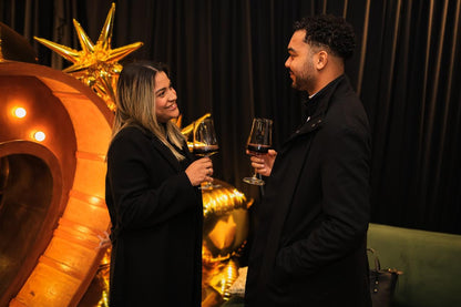 Rota Gourmet | Sky & Table -  Sua noite all inclusive: acesso VIP, voo panorâmico e jantar completo no Terraço Itália.