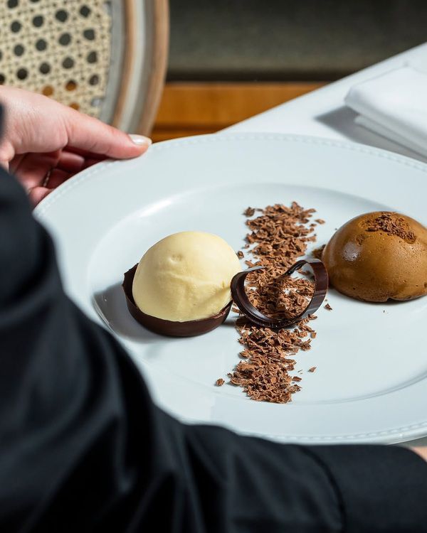 Rota Gourmet | Sky & Table -  Sua noite all inclusive: acesso VIP, voo panorâmico e jantar completo no Terraço Itália.